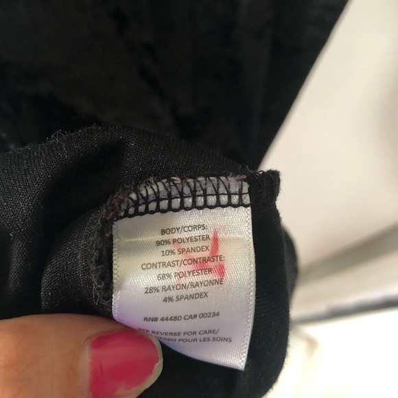 Black Crushed Velvet mini dress, size XS, by Material Girl - Picture 4 of 6